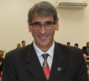 Dr. Rodolfo catalano