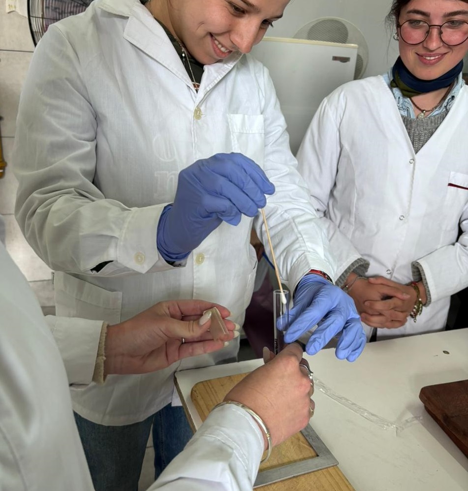 Desde la FCV a la comunidad: Futuros Tecnólogos/as de Alimentos refuerzan la Higiene Comunitaria