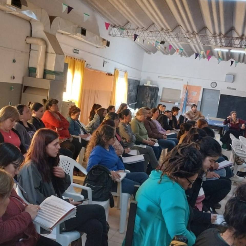 Encuentro de Curso de Manipulación Segura de Alimentos
