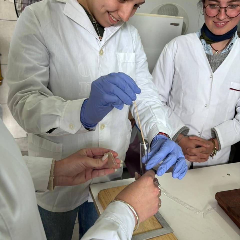 Desde la FCV a la comunidad: Futuros Tecnólogos/as de Alimentos refuerzan la Higiene Comunitaria