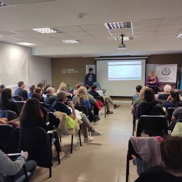 Proyecto de extensión FCV: Jornada sobre gestión municipal de población canina y felina